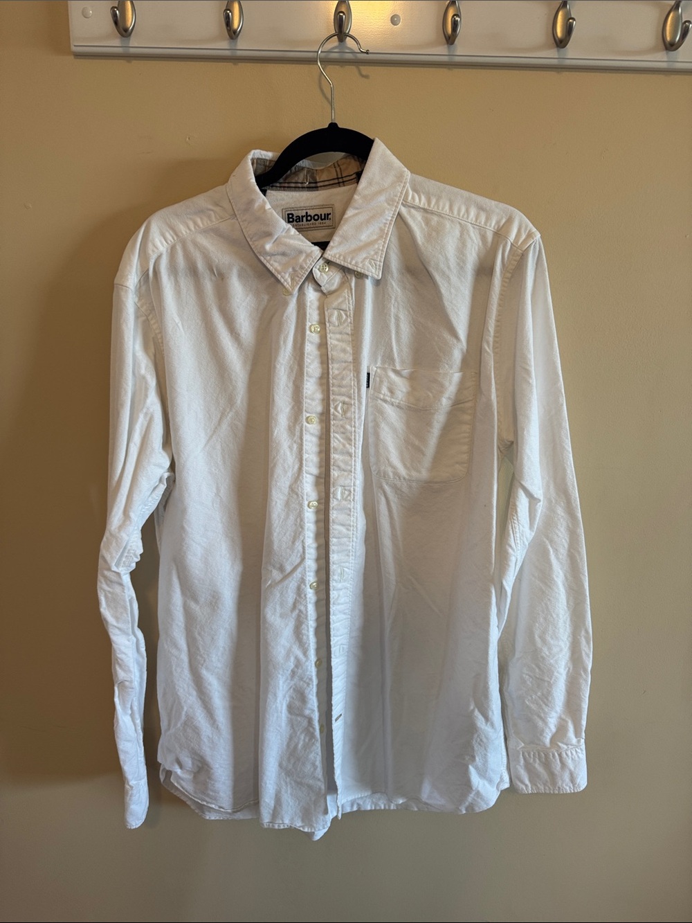 Barbour White Long-Sleeve Casual Button-Down Shirt